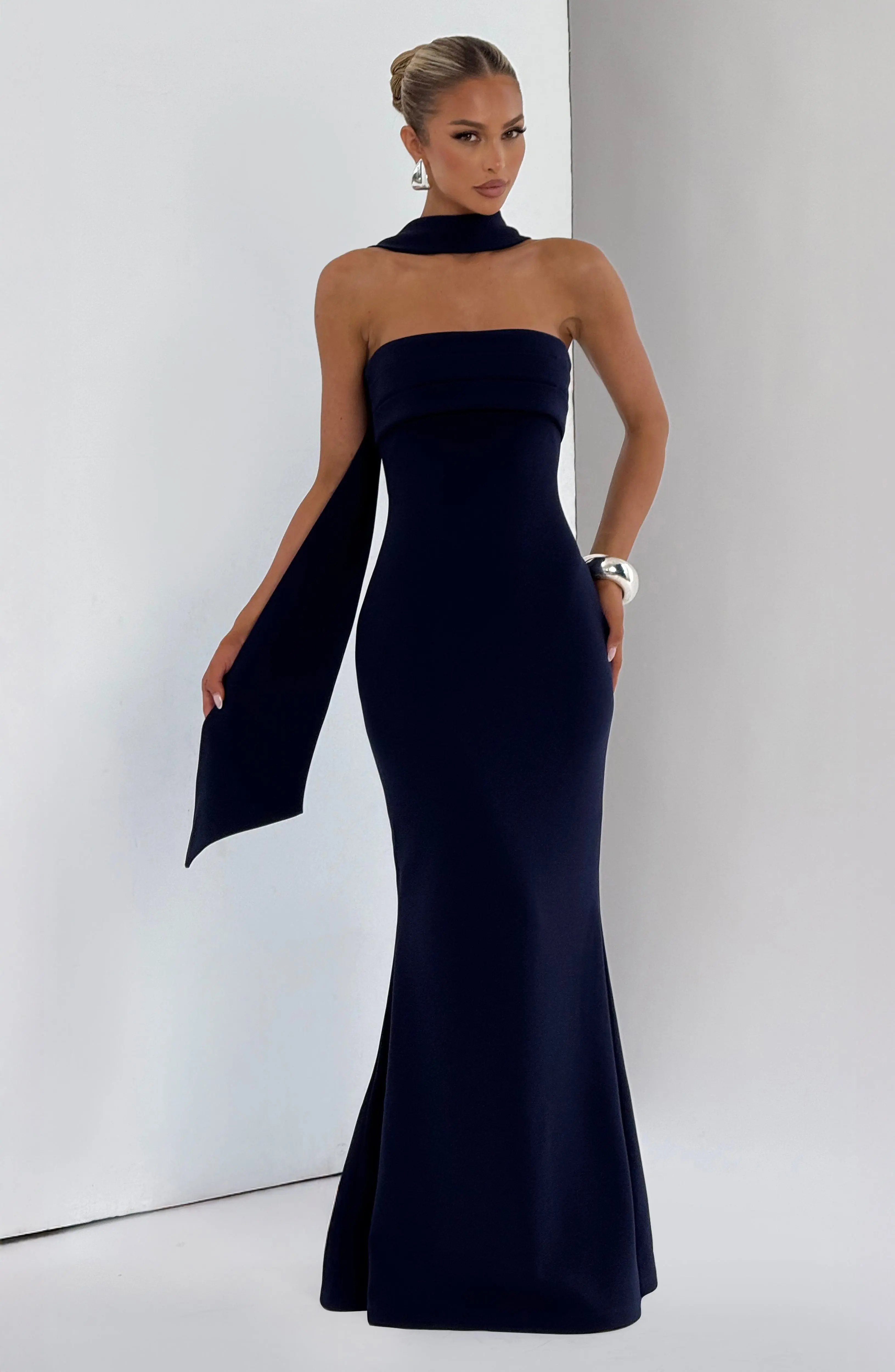 Leura Maxi Dress - Navy - Image 6