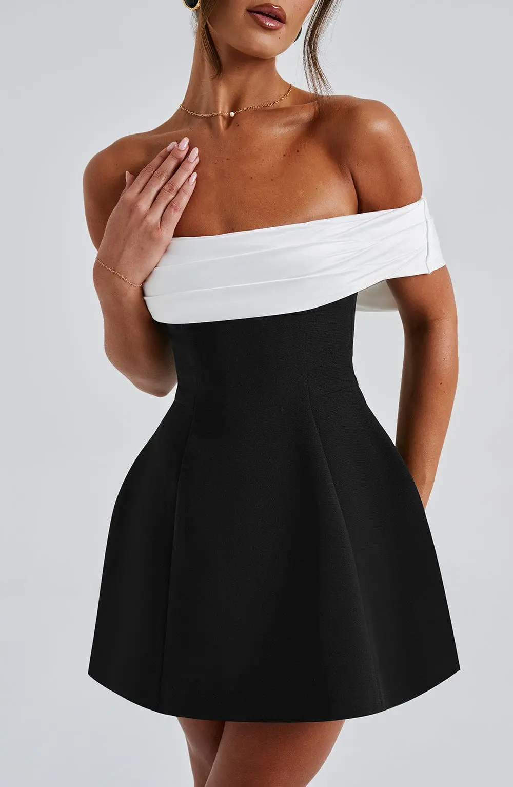 Delta Mini Dress - Black/White - Image 4
