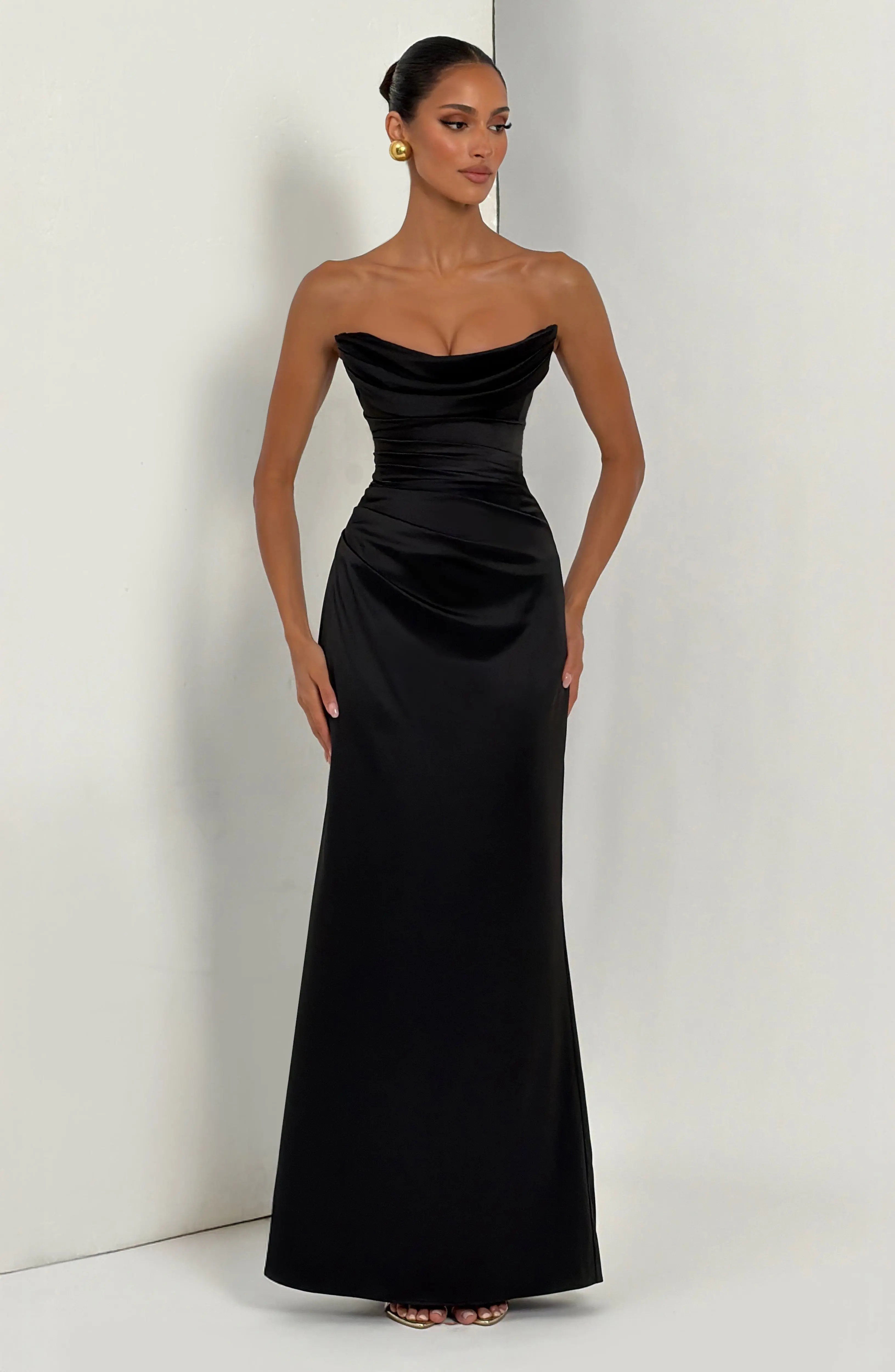 Vessa Maxi Dress - Black - Image 7