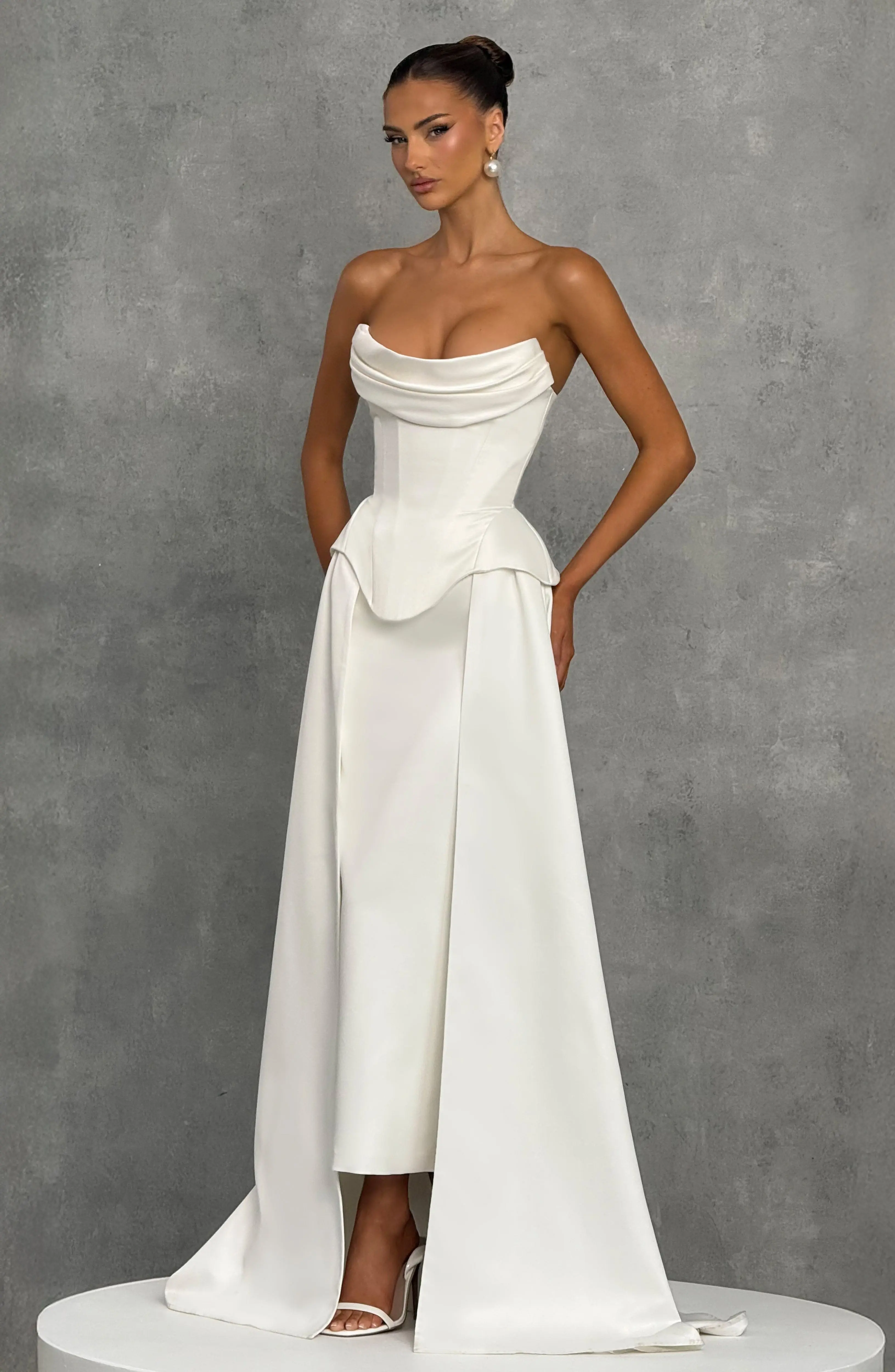 Neri Skirt Train - Ivory - Image 6