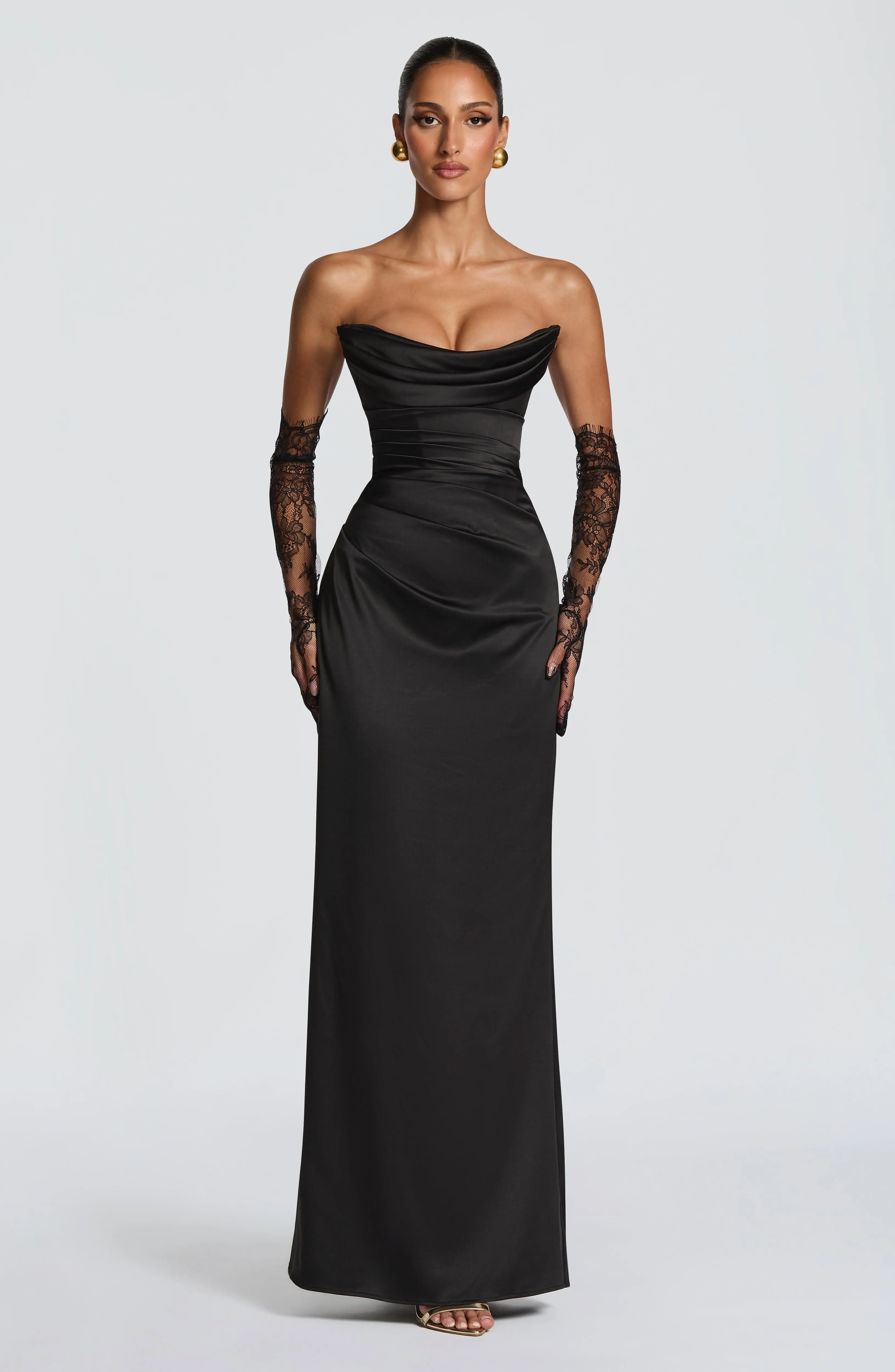 Vessa Maxi Dress - Black - Image 4