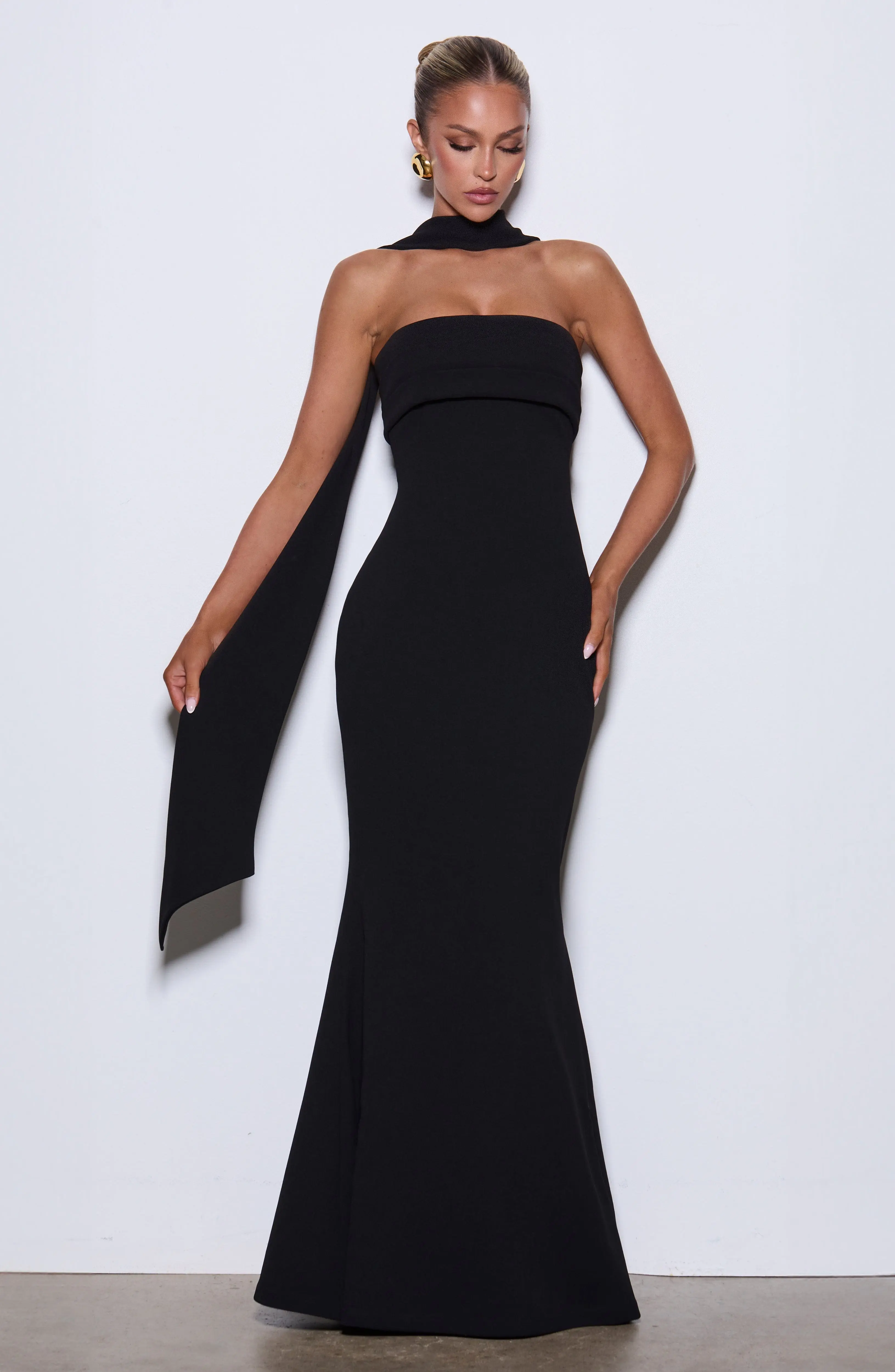 Leura Maxi Dress - Black - Image 9