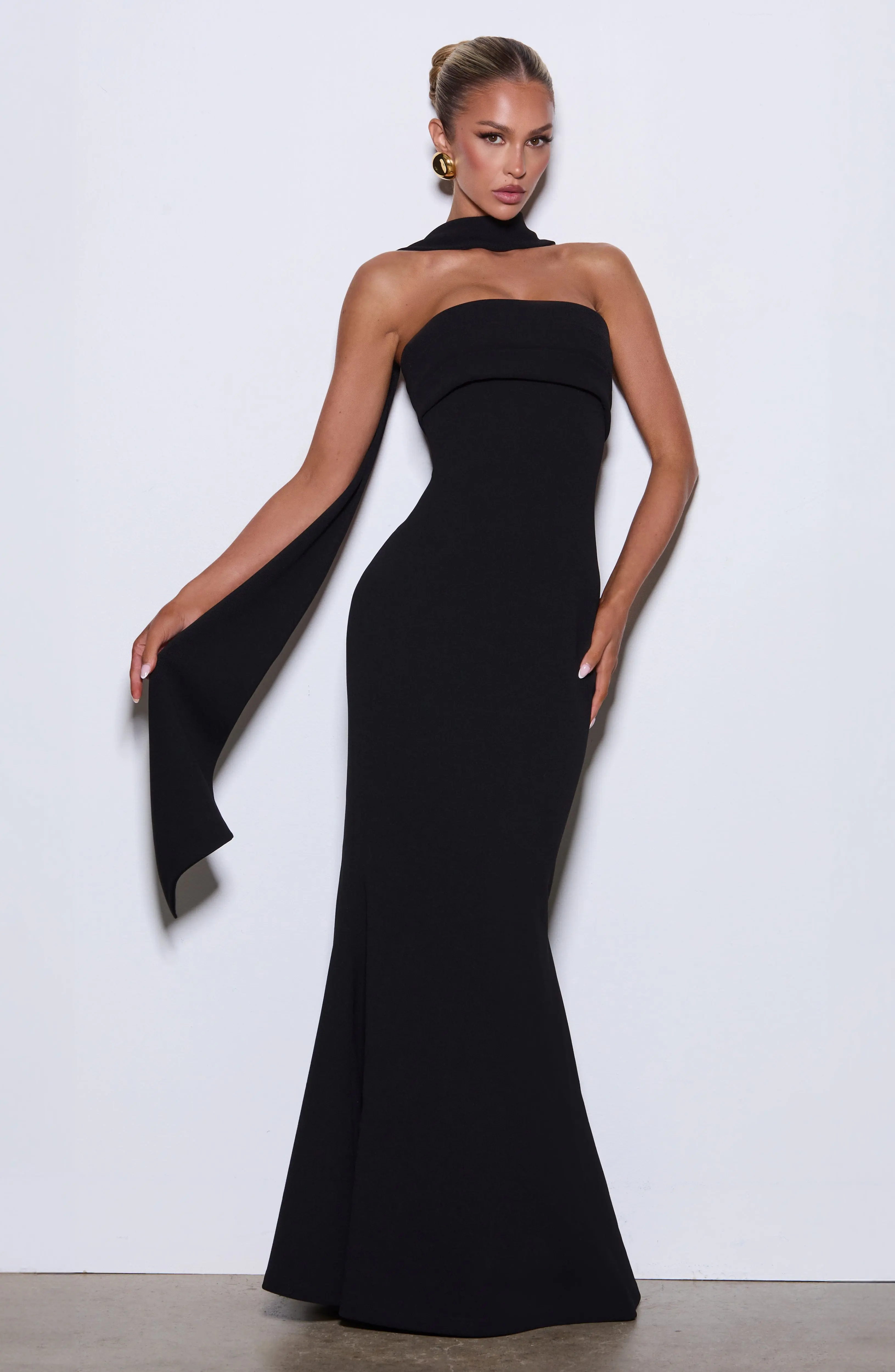 Leura Maxi Dress - Black - Image 10