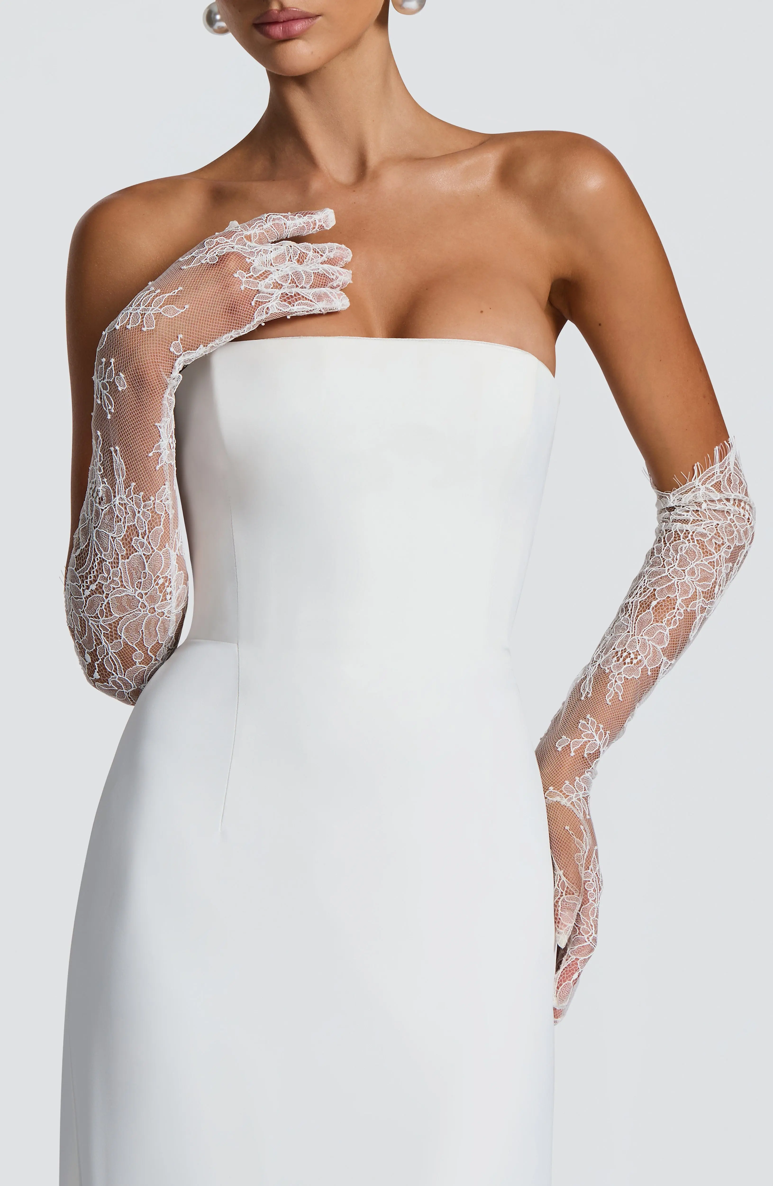 Nia Gloves - Ivory - Image 9