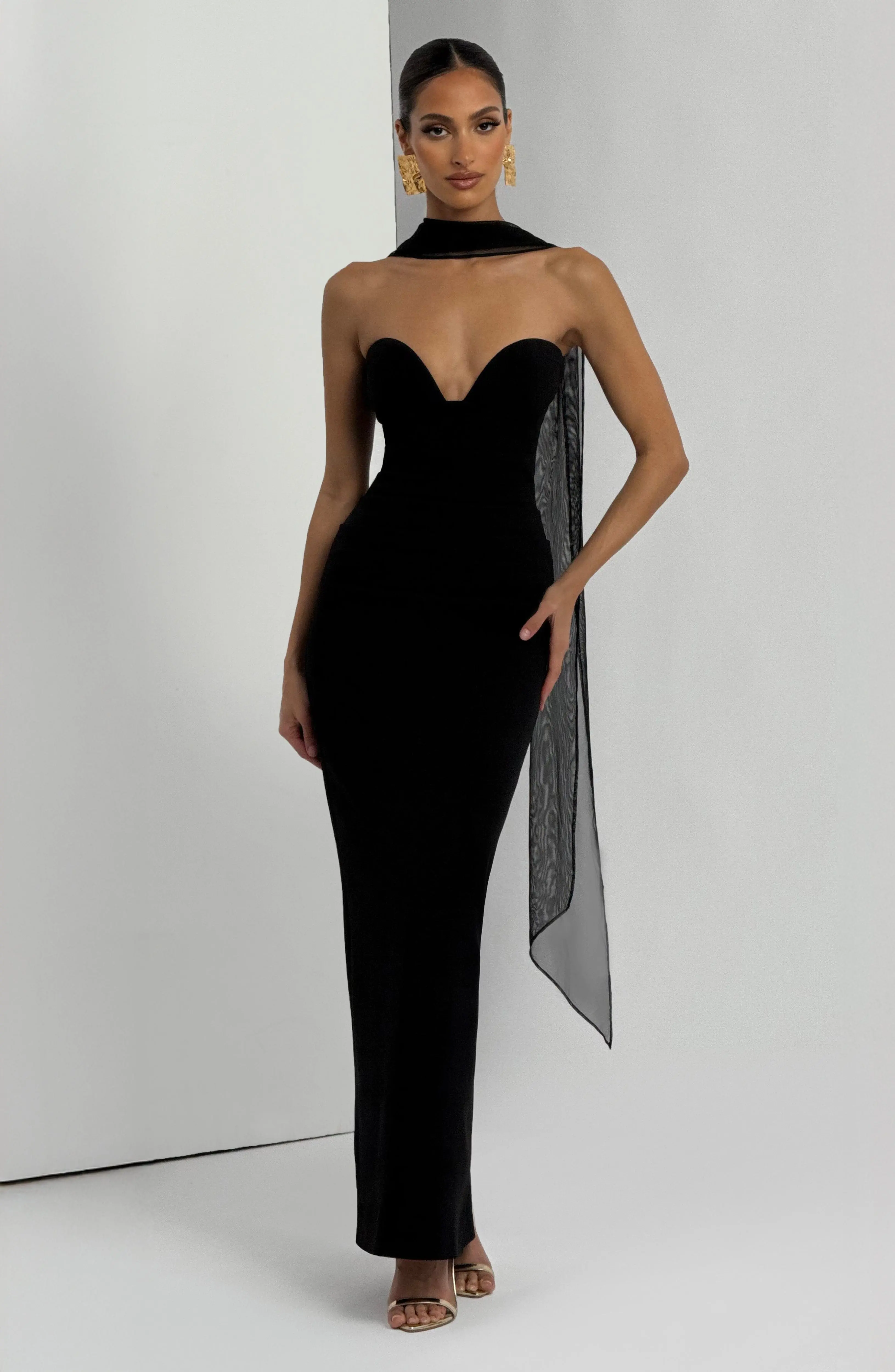 Lindsey Maxi Dress - Black - Image 9